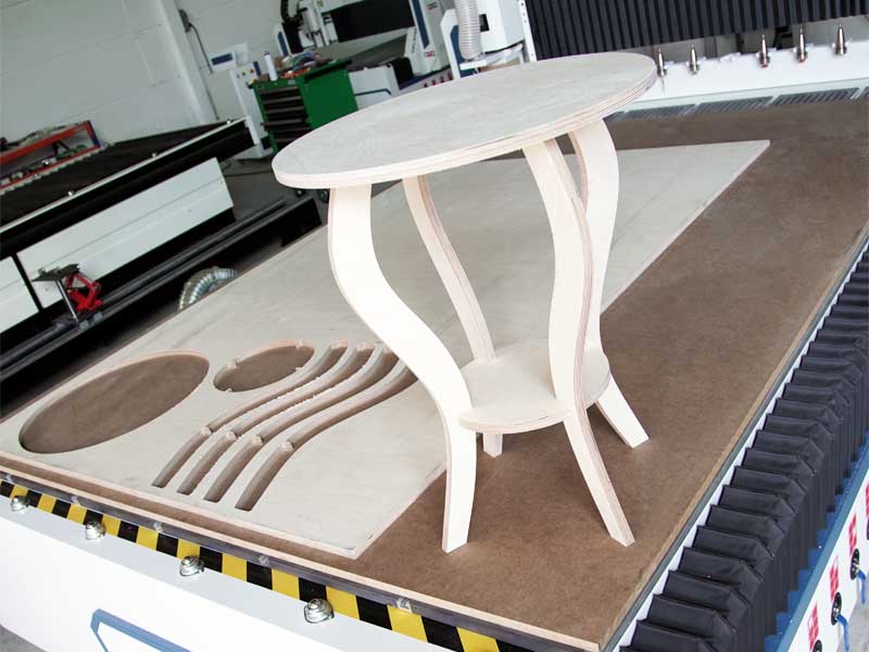Woodworking with servo motors T-Rex CNC mill