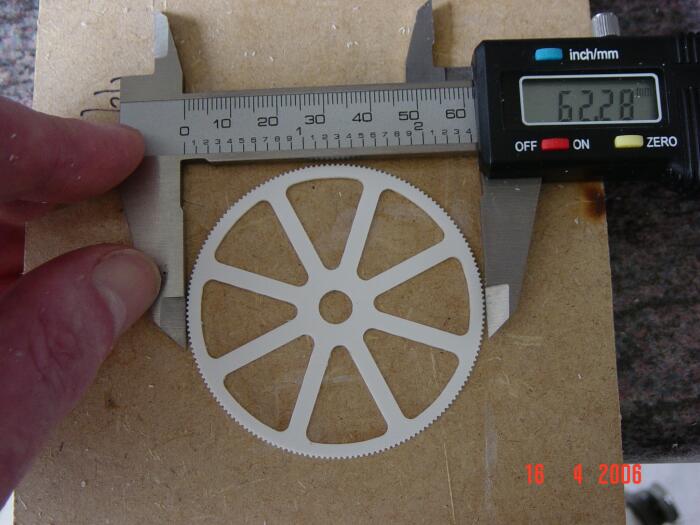 modelling plastic wheel