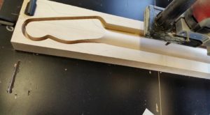 E Gitarre selber bauen mit Hilfe CNC Fräse E Gitarre selber bauen mit Hilfe CNC Fräse